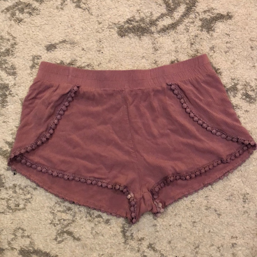 Breeze Over Pom Pom shorts